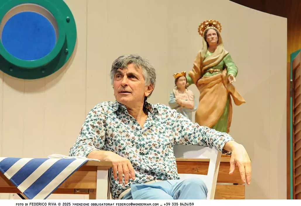 Featured image for ““Ogni promessa è debito” scritta, diretta ed interpretata da Vincenzo Salemme continua anche d’inverno!”